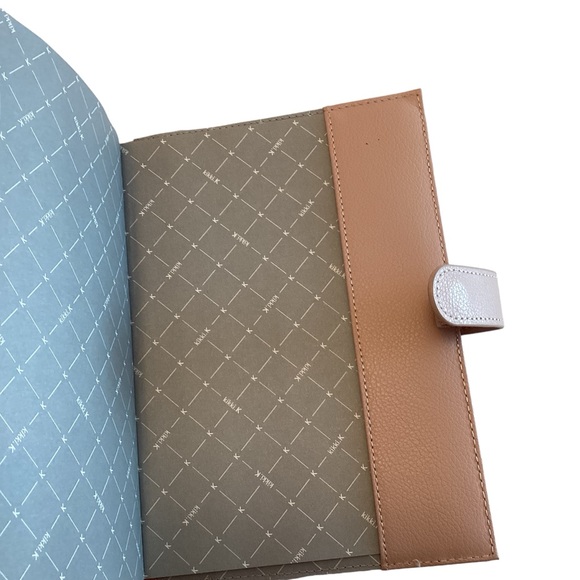 Kikki.K A5 Leather Notebook Holder With Pocket Signature VINTAGE ROSE NWT - Picture 8 of 12